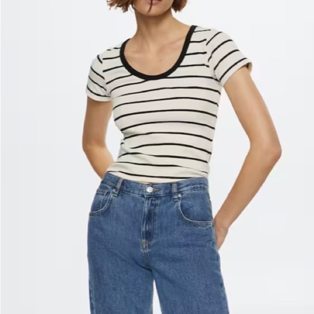 NWT. Striped cotton T-shirt. Size XXL.